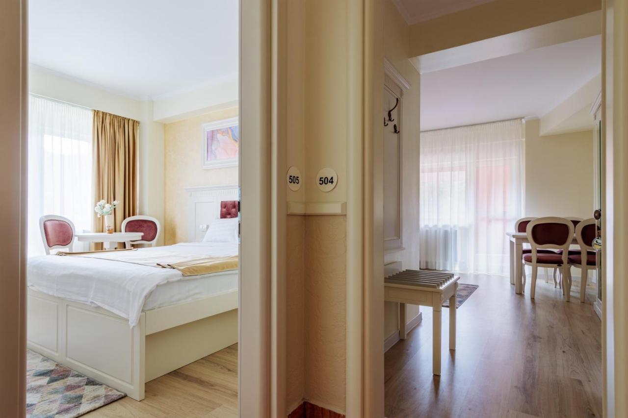 Hotel Central - Băile Olăneşti Екстериор снимка
