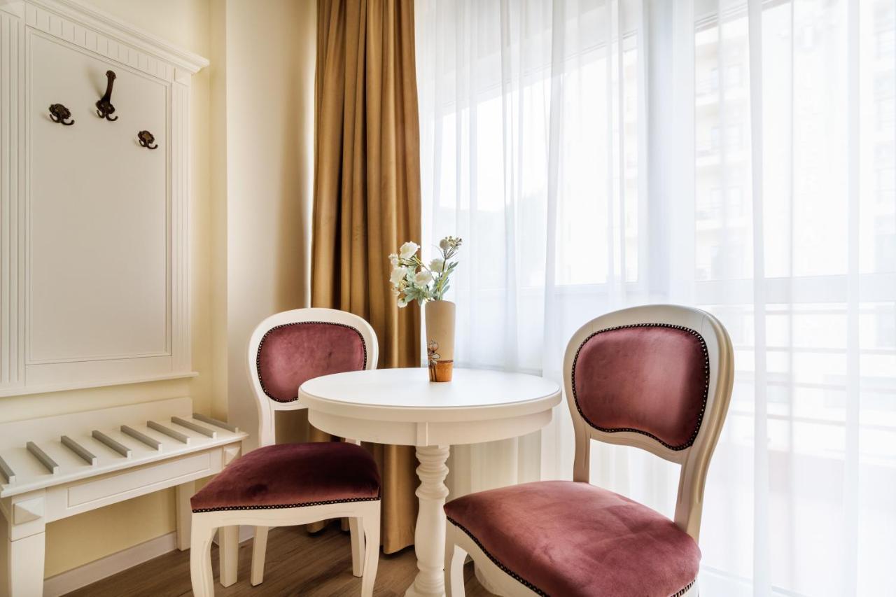 Hotel Central - Băile Olăneşti Екстериор снимка
