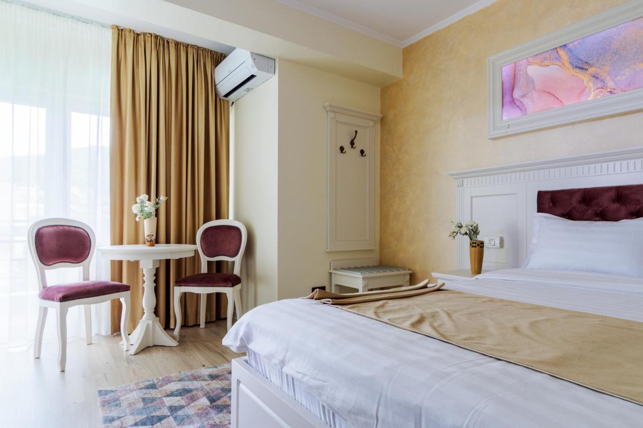 Hotel Central - Băile Olăneşti Екстериор снимка