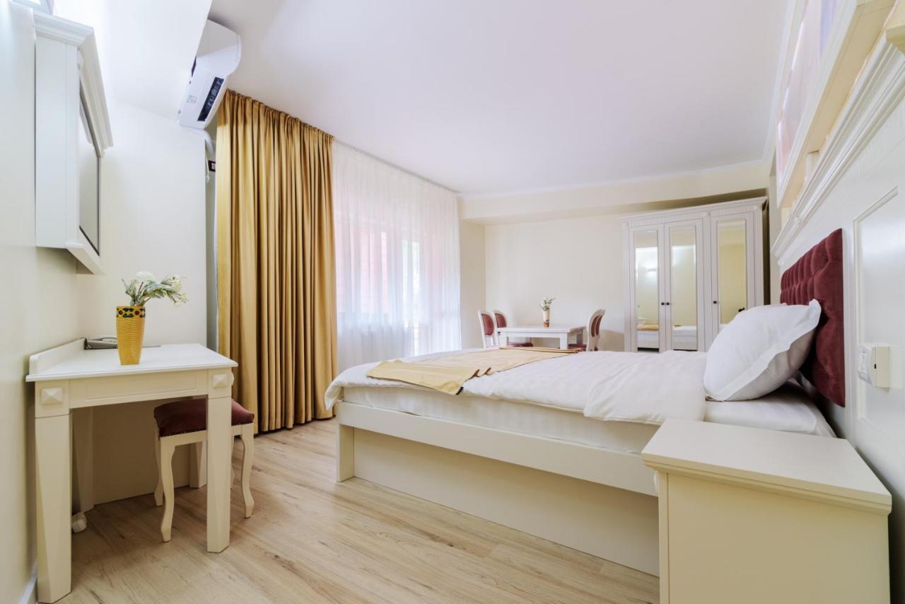 Hotel Central - Băile Olăneşti Екстериор снимка